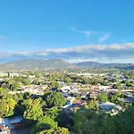 Silvertop - A Magical Apartment With Great View