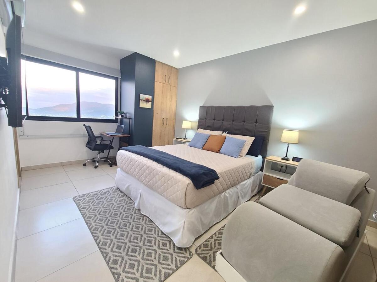 Silvertop - A Magical With Great View *