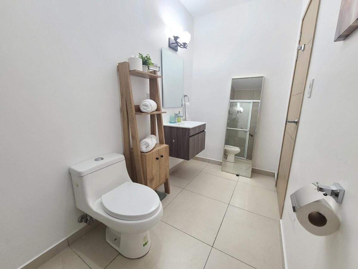 Silvertop - A Magical With Great View San Salvador