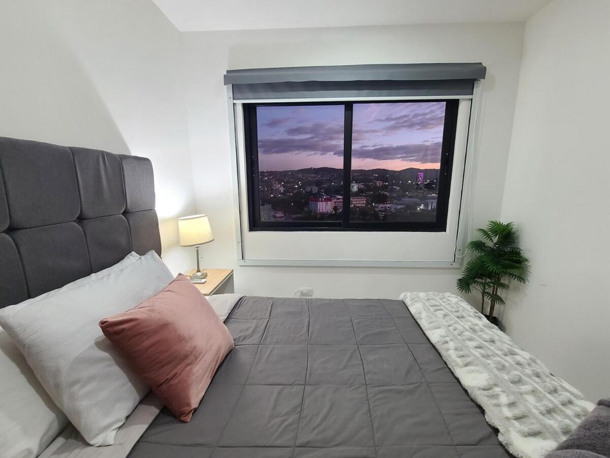 Silvertop - A Magical With Great View San Salvador