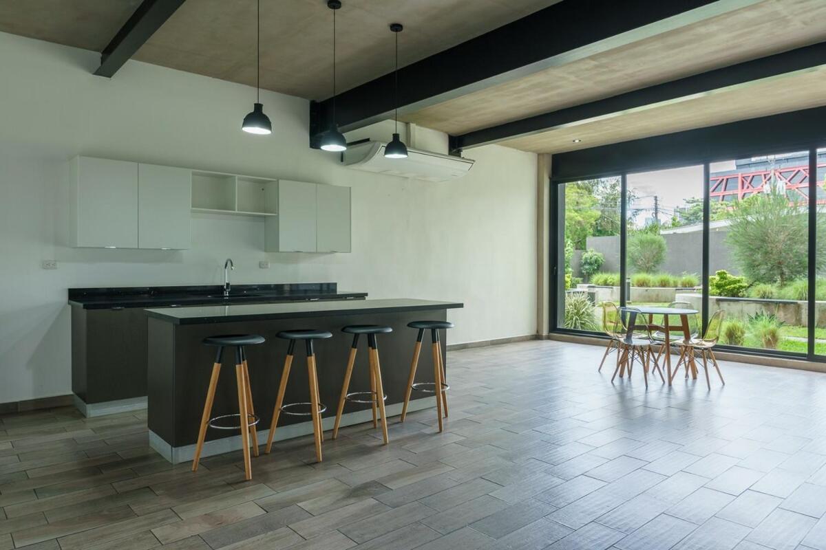 Silvertop - A Magical With Great View * San Salvador