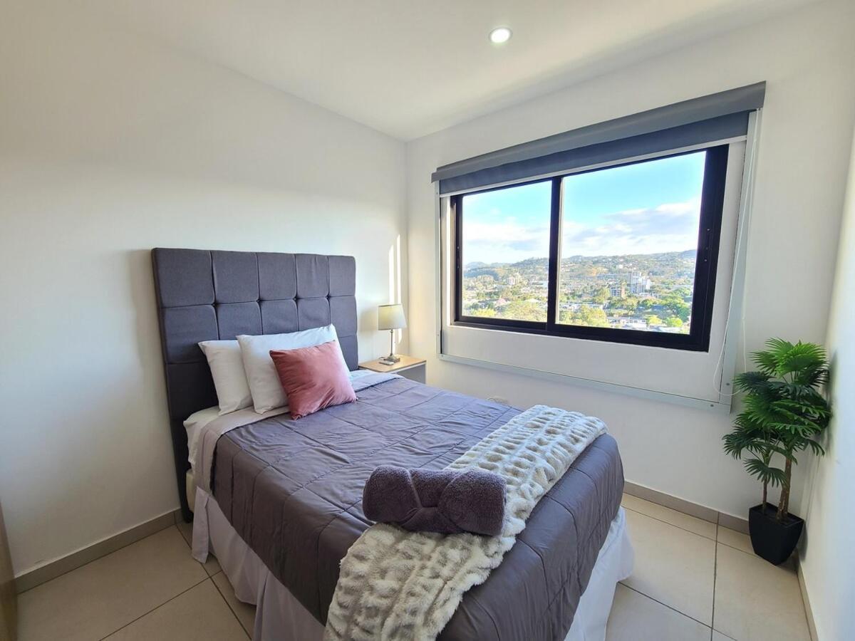 Silvertop - A Magical With Great View Apartment *